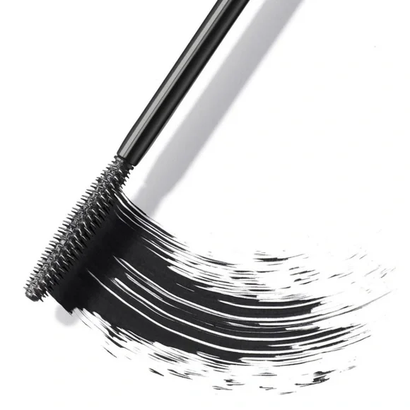 Iconic London Triple Threat Mascara in Black | NEW | Full Size - Picture 8 of 14